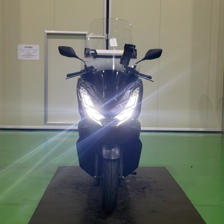 혼다 pcx125 24년식 4만키로 배달셋팅 스쿠터 판매합니다 이미지