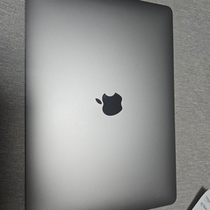 맥북에어 M1칩 16GB/512GB 이미지