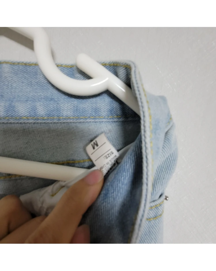 일자핏 연청색 청바지 (M 사이즈) 이미지