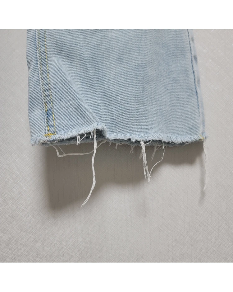 일자핏 연청색 청바지 (M 사이즈) 이미지