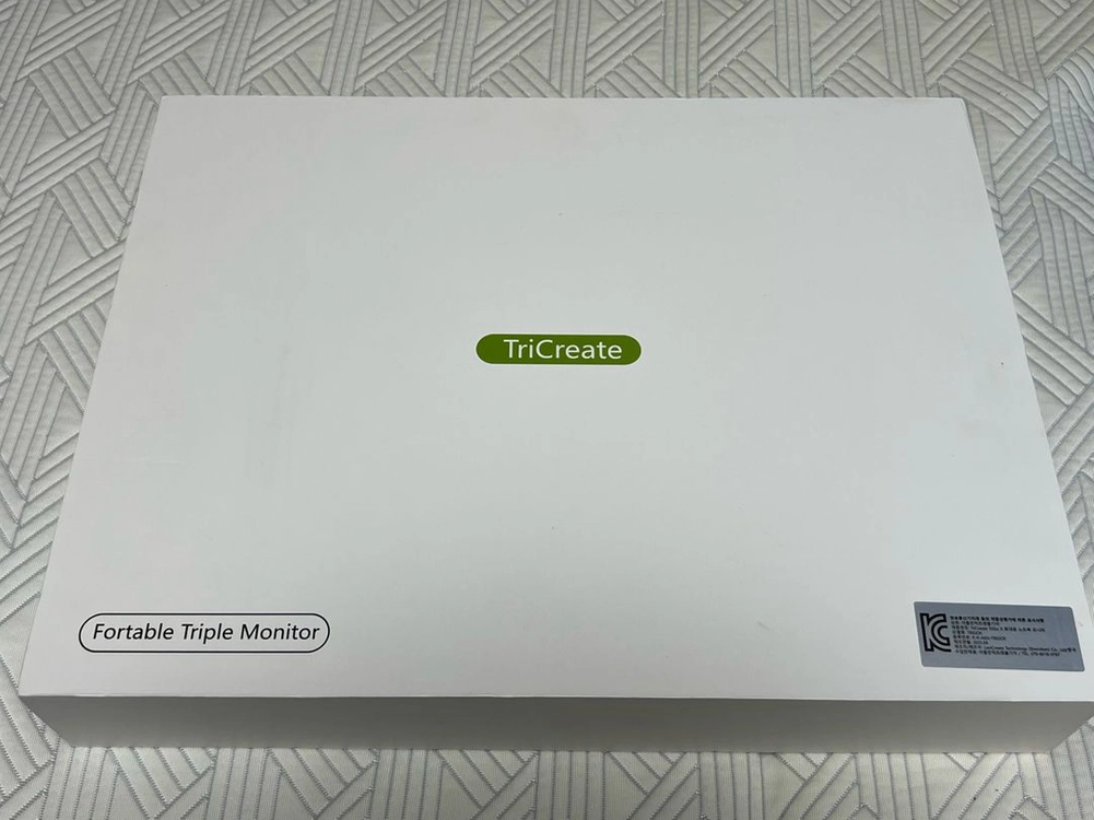 trigoX - 트라이고엑스 15.6인치 폴더블 휴대용 트리플 모니터 이미지