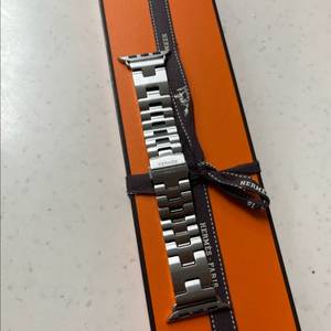 애플워치 에르메스 사티네 42mm M SSS급 이미지