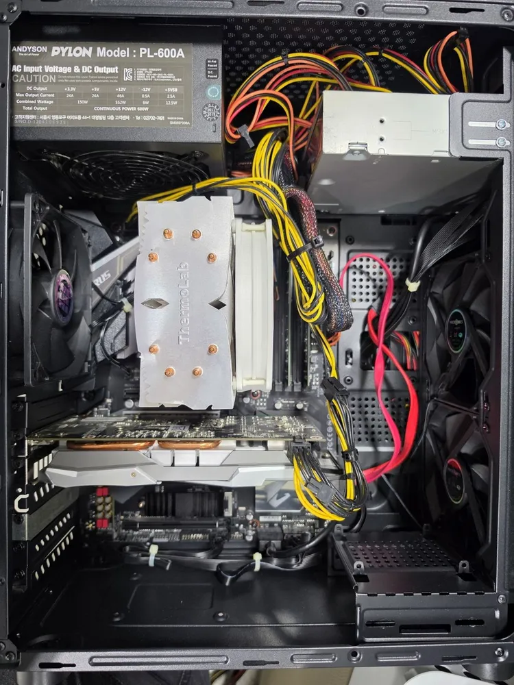 (데스크탑 판매) AMD 라이젠 3700X / DDR4 32GB / GTX 1060 3GB / SSD 128GB 이미지