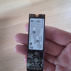 p44 pro M.2 NVMe SSD 2TB 이미지