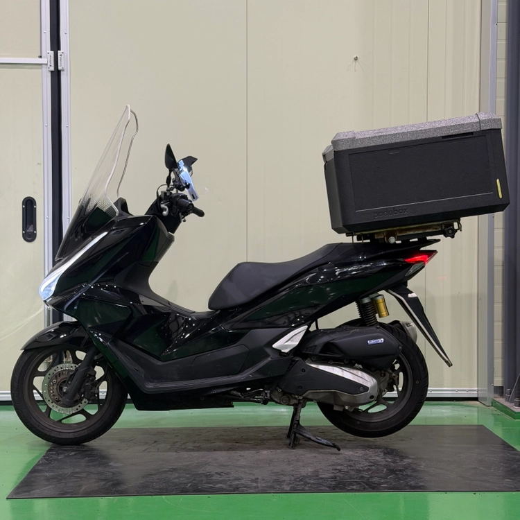 혼다 pcx125 25년식 3만키로 배달셋팅 저렴하게 판매합니다 이미지