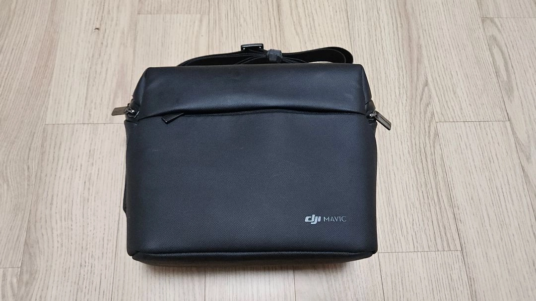 DJI 매빅에어2/에어2s 충전기,조종기,거치대,후드,ND필터,가방,날개,보조배터리 어댑터,짐벌커버 처분해요 이미지