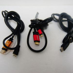 HDMI 케이블 여러개(Mini, Micro, 일반) 이미지