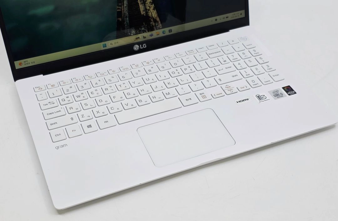 LG그램 15인치 15Z90N-VP50ML 인텔 i5 16GB 중고노트북 이미지