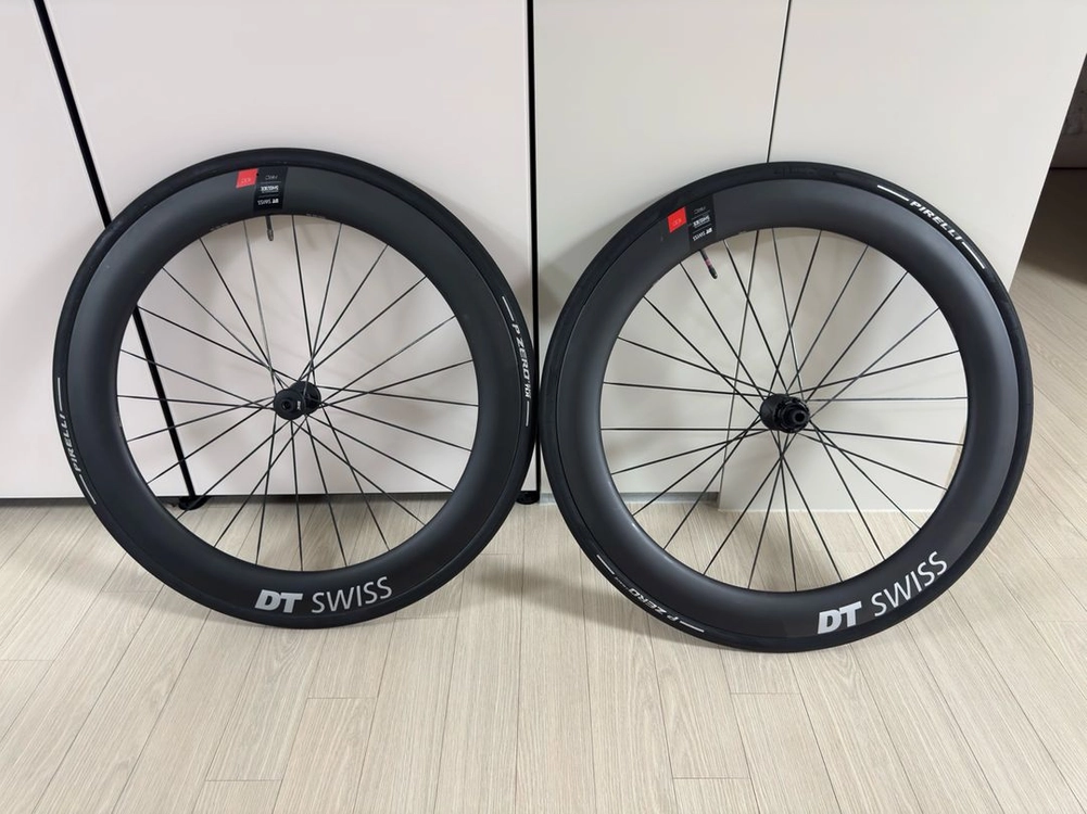 디티 스위스 arc1100 62mm 기함급 휠셋 팝니다. - 안심되는 중고거래