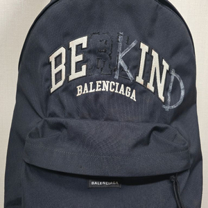 발렌시아가 비 카인드 백팩 이미지