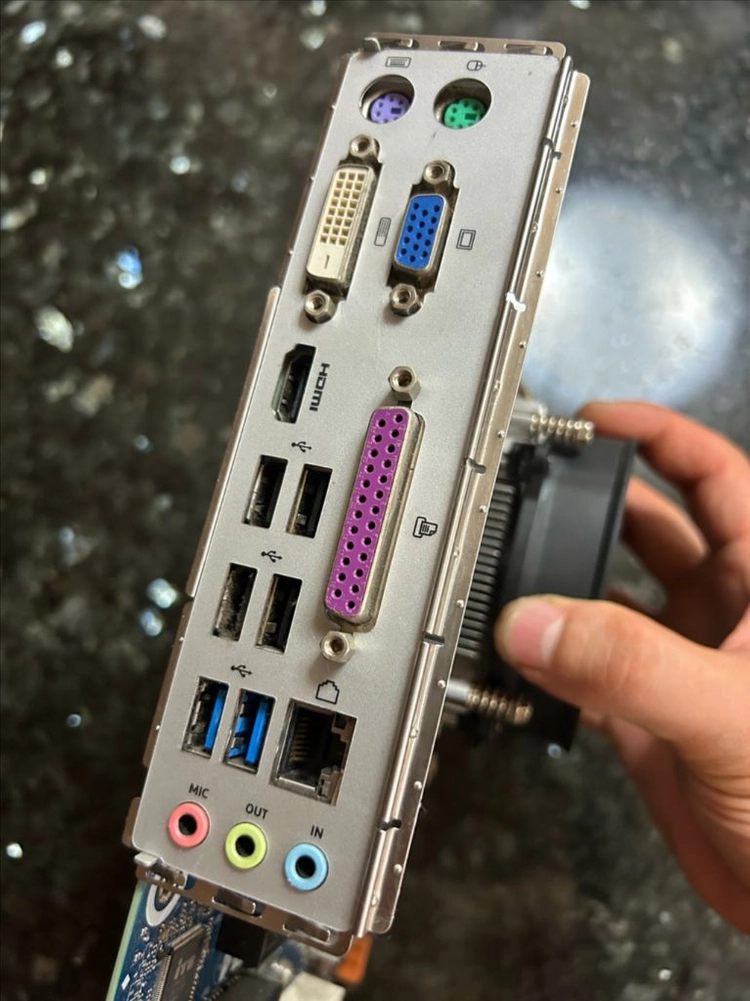 i3-8100 + 삼성h310보드 이미지