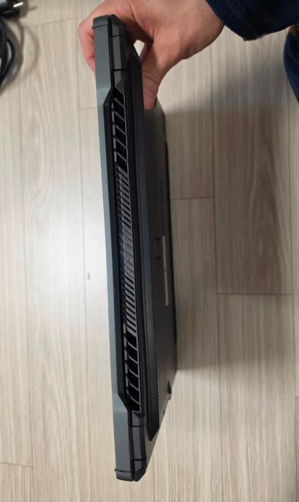 ROG 제피러스 G16 i9-13900H / RTX4070 / RAM32GB / 1TB 판매합니다 - 안심되는 중고거래