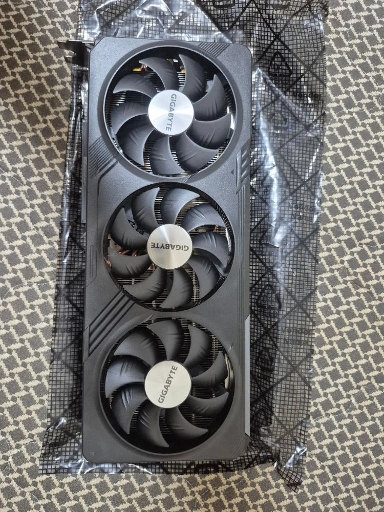 기가바이트 7700xt 12gb OC / 보증 27년 10월 29일 이미지