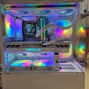 9800x3d, b850m wifi, rtx 5080 화이트 본체 이미지