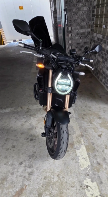 혼다 CB650R이클러치 25년식 - 안심되는 중고거래