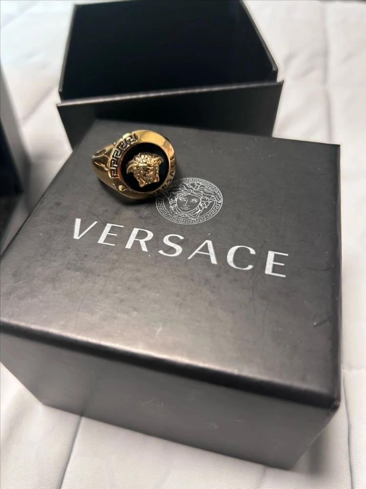 베르사체 메두사 반지 - 안심되는 중고거래