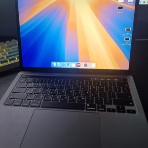 맥북 프로 13인치 i5 16GB 2020년형 512GB 이미지