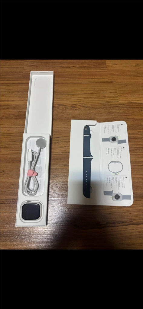 애플워치 시리즈 11 46mm 실버 GPS 풀박스 이미지