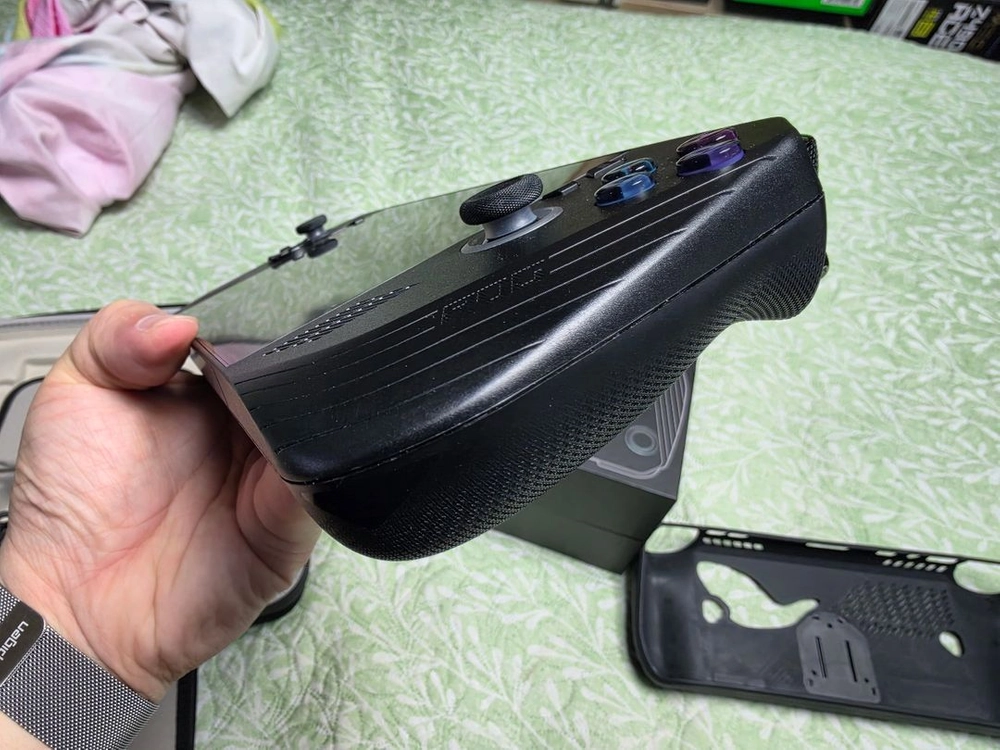 asus rog ally x 1tb 흑갈리 이미지