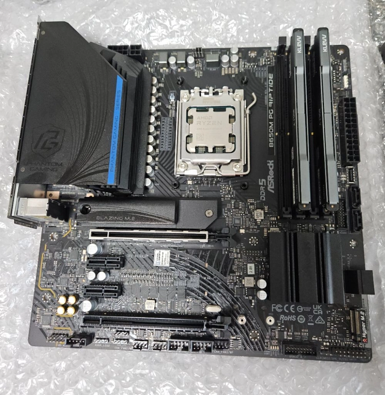 ASRock B650M PG Riptide 팝니다 - 안심되는 중고거래