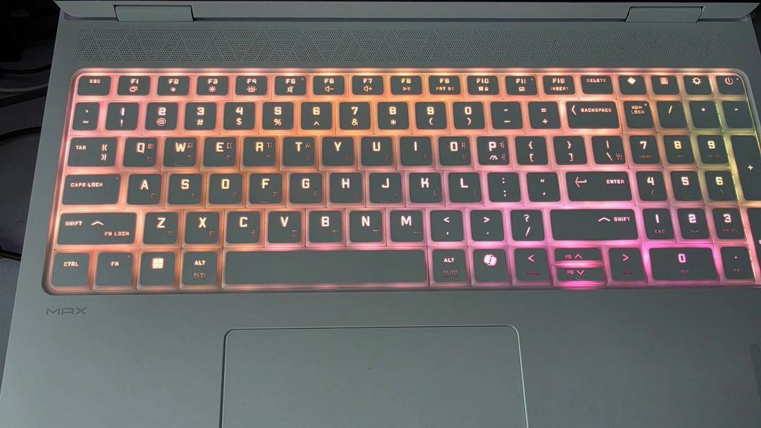 hp omen max 16 5090 oled 오멘 맥스 5090 추가 4테라 이미지