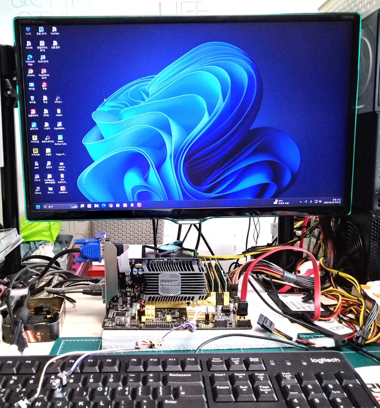 ASUS B85M-G메인보드+i5-4460(3.2GHz,4코어,4스레드,하스웰)CPU+CPU쿨러+16GB RAM 이미지