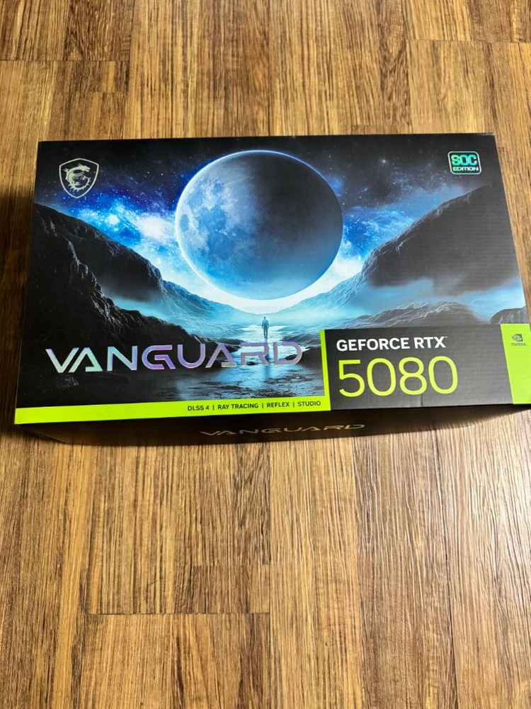RTX 5080 그래픽카드 이미지