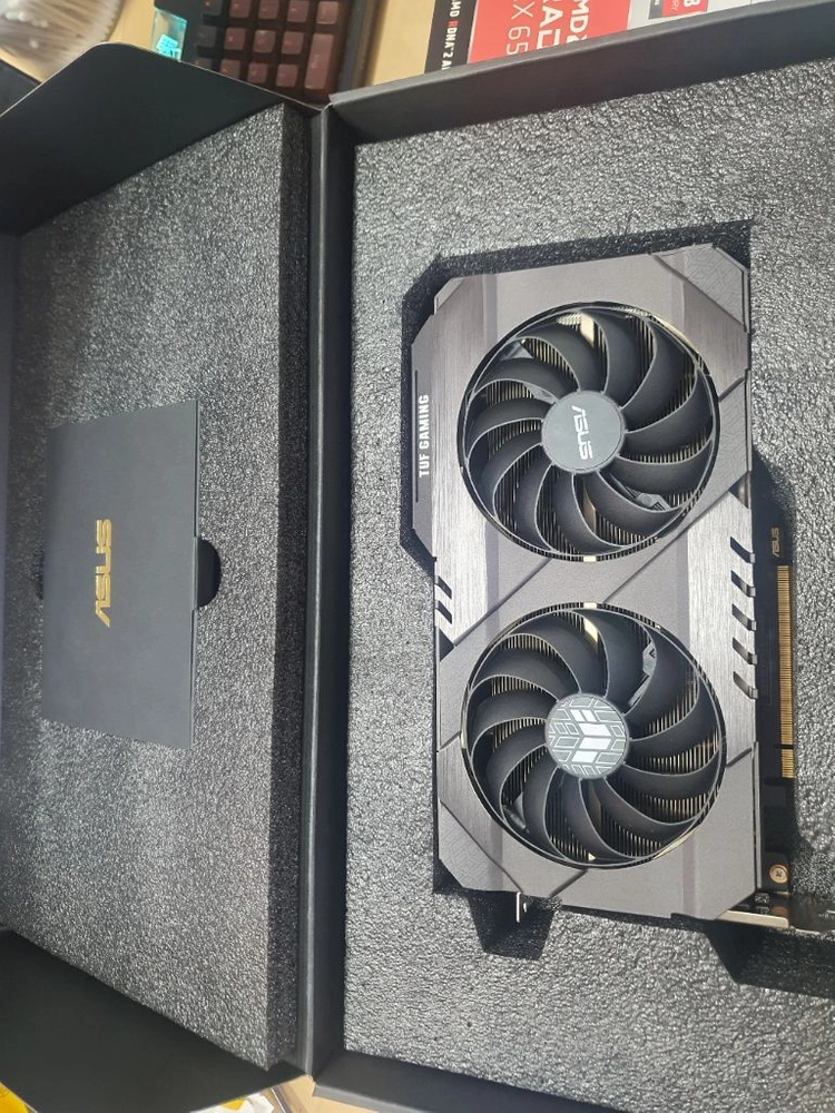 그래픽카드 아수스터프 rx6500xt 이미지
