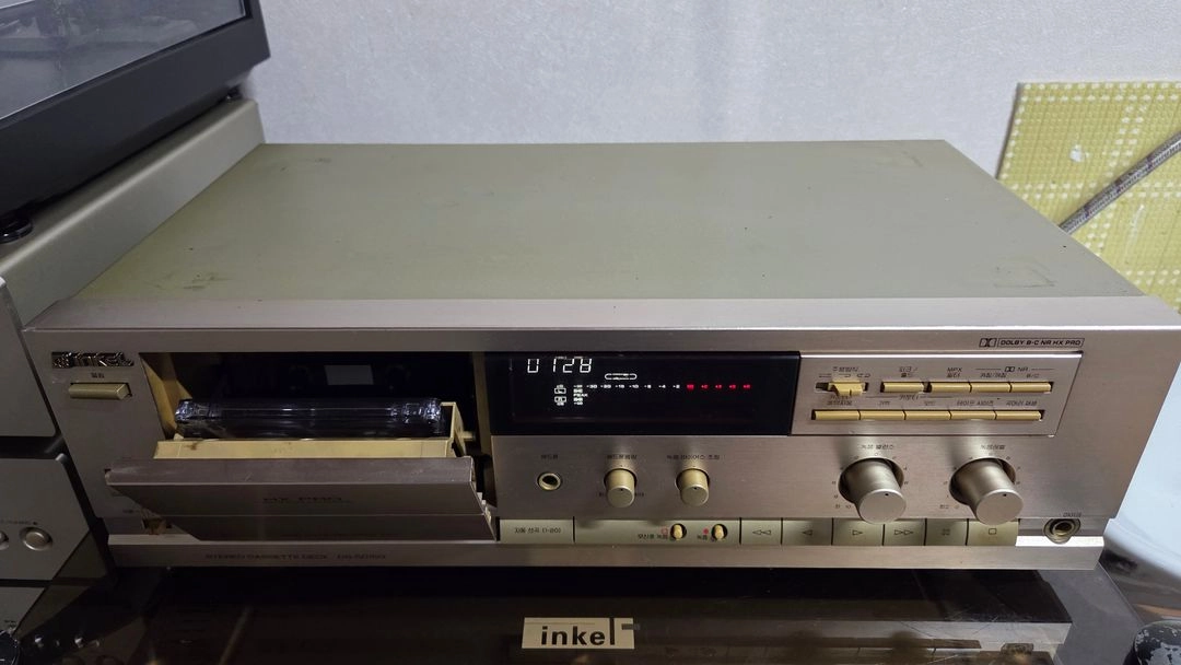 인켈 카세트 데크 DS-50150 HX PRO 모델입니다. HX PRO 이미지