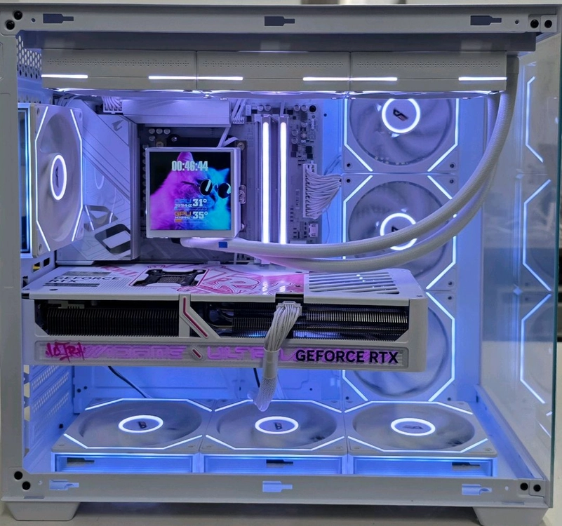 9800x3d, 5070ti 화이트 데스크탑 팔아요 이미지