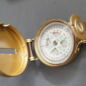 일제 황동나침반 LENSATIC COMPASS 이미지