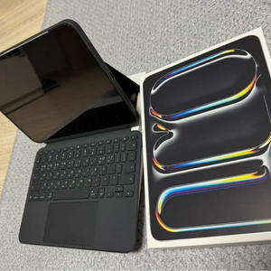 아이패드 프로 11 M5 256GB Wi-F 판매 실버 (로지텍콤보키보드,애플케 포함) 이미지