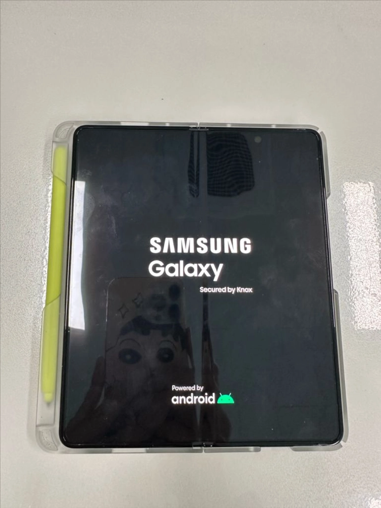 갤럭시Z 폴드 5, 512gb, 아이스 블루 공기계 팝니다 이미지
