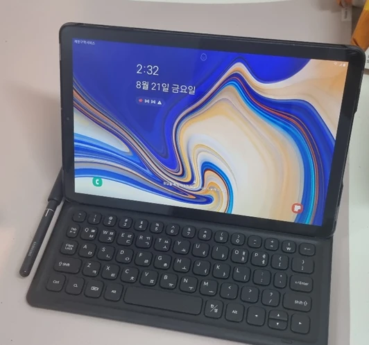 갤럭시 탭 S4 256GB LTE (SM-T835N) + 삼성 정품 북커버 키보드 판매합니다 이미지