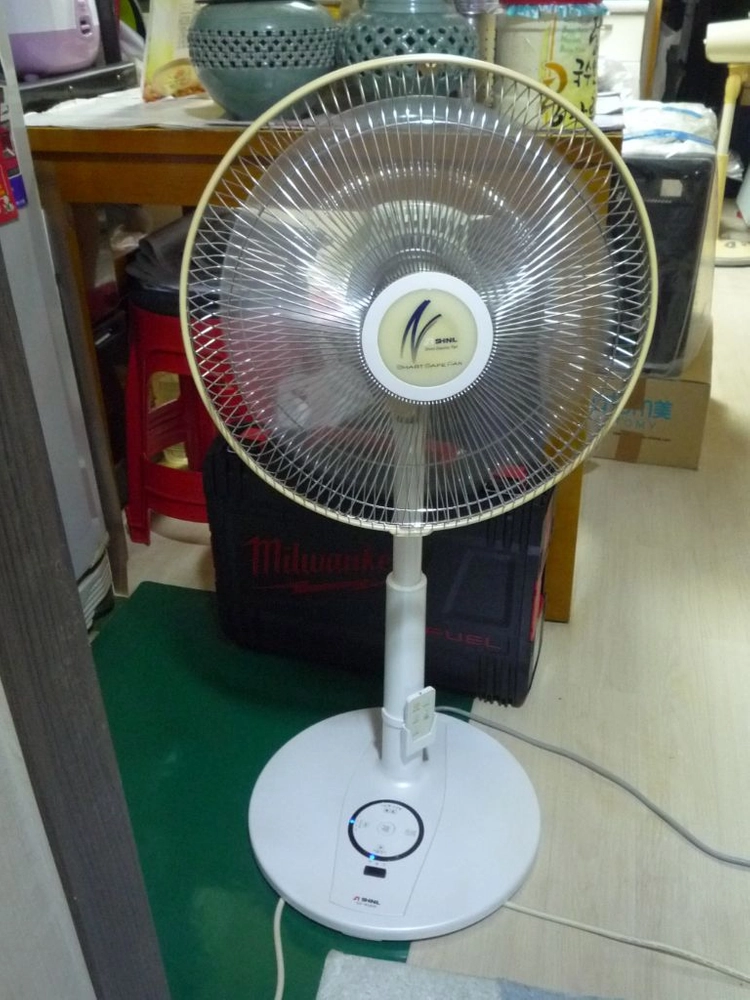 여러가지 선풍기 6000원 부터 이미지