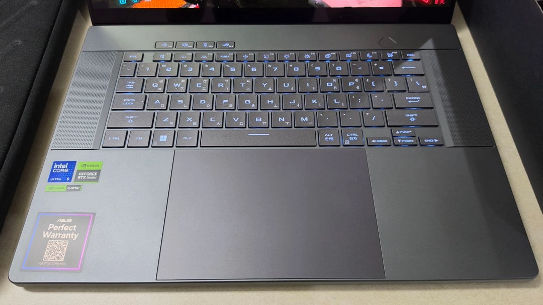 ASUS ROG 제피러스 G16 4090/32GB/2TB 이미지