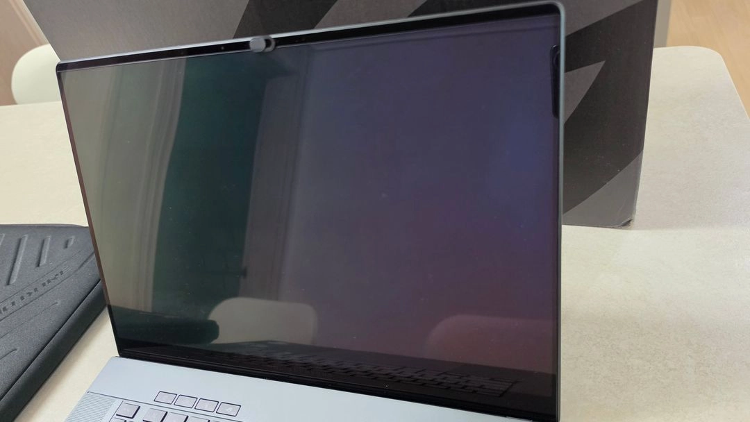 ASUS ROG 제피러스 G16 4090/32GB/2TB 이미지