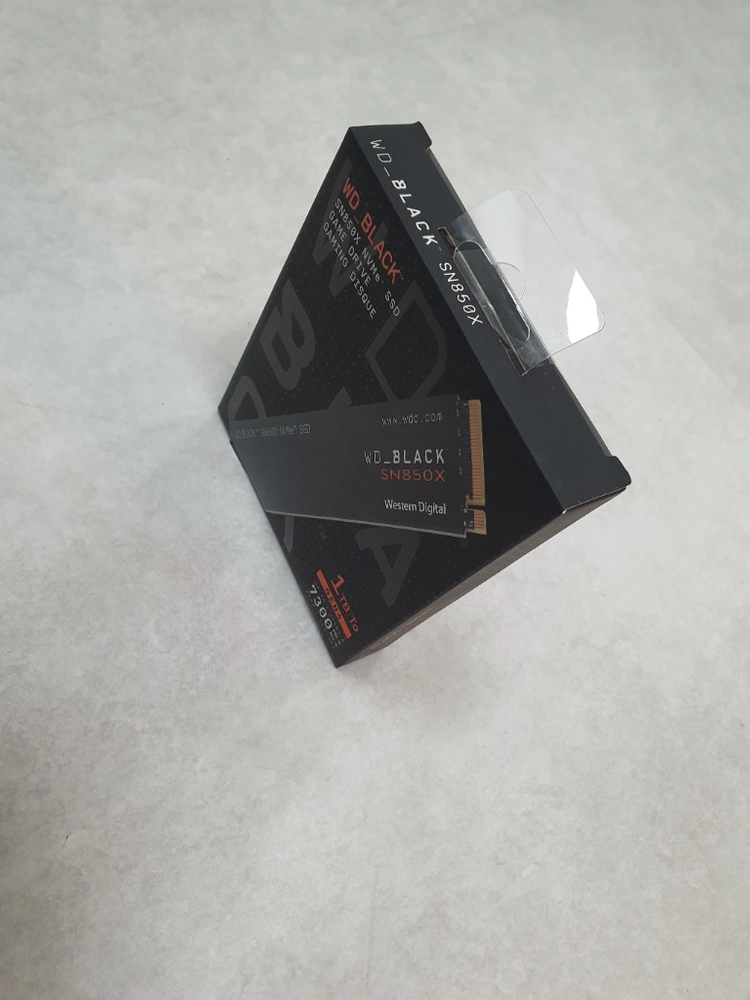 (미개봉 신제품) WD BLACK SN850X 1TB M.2 NVMe SSD 팝니다 이미지