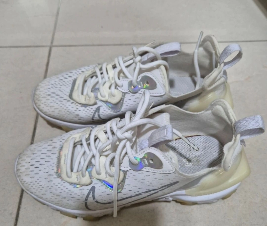 블랙야크 카르마10리터 등산가방 몽벨등산화 이미지