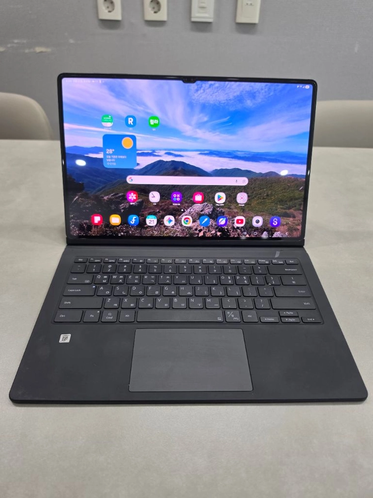 갤럭시 탭 S8 울트라 5g 128g 정품 키보드케이스 팝니다. 이미지