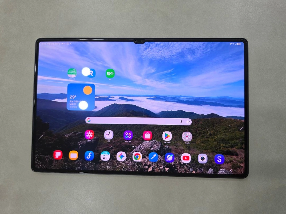 갤럭시 탭 S8 울트라 5g 128g 정품 키보드케이스 팝니다. 이미지