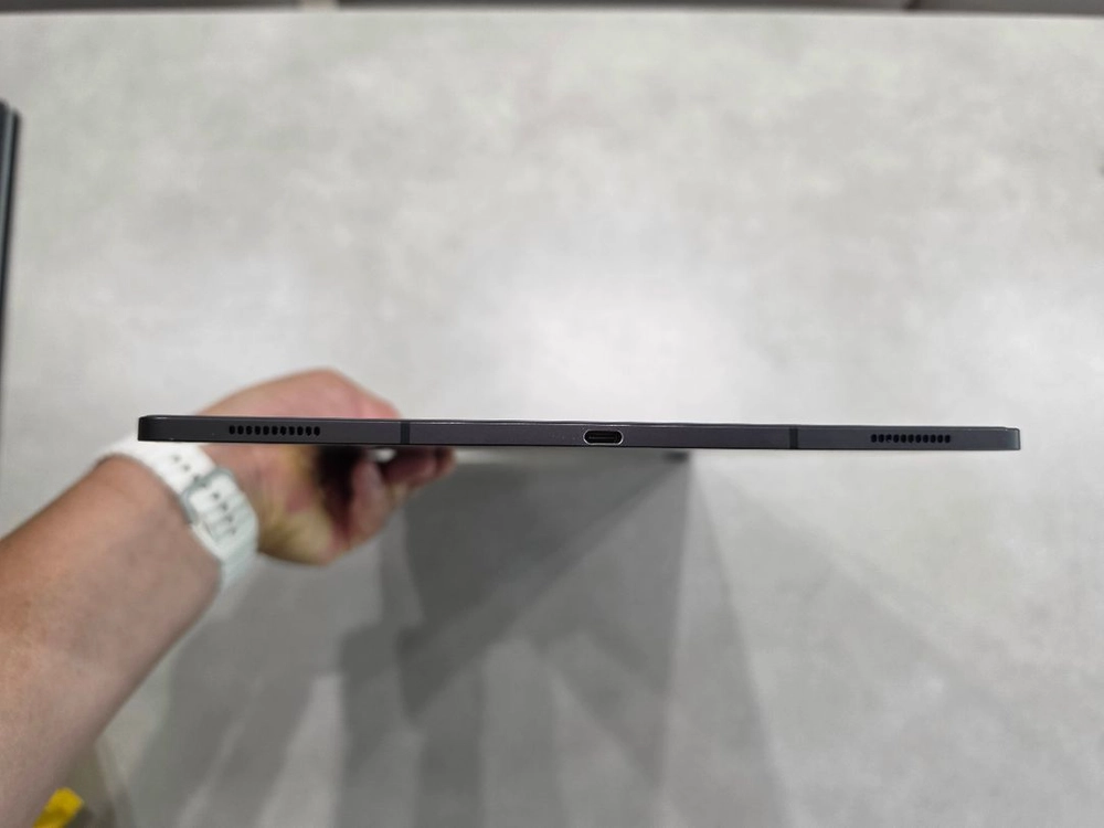 갤럭시 탭 S8 울트라 5g 128g 정품 키보드케이스 팝니다. 이미지
