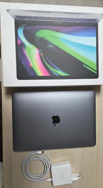 맥북프로 m2 8gb, 256gb 풀박스 - 안심되는 중고거래