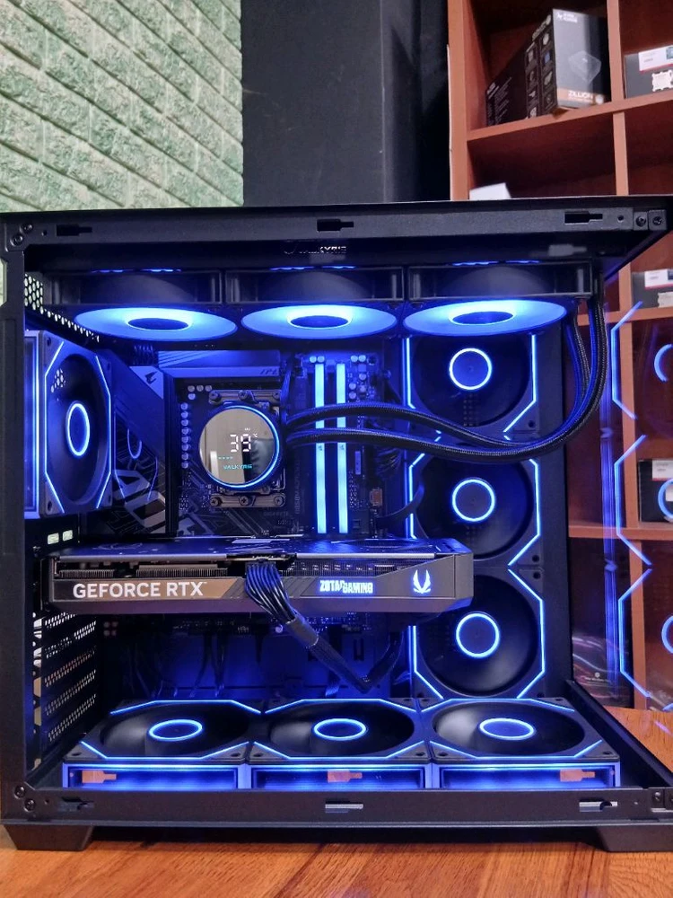미사용 ) 9800X3D & RTX5070 컴퓨터 PC - 안심되는 중고거래