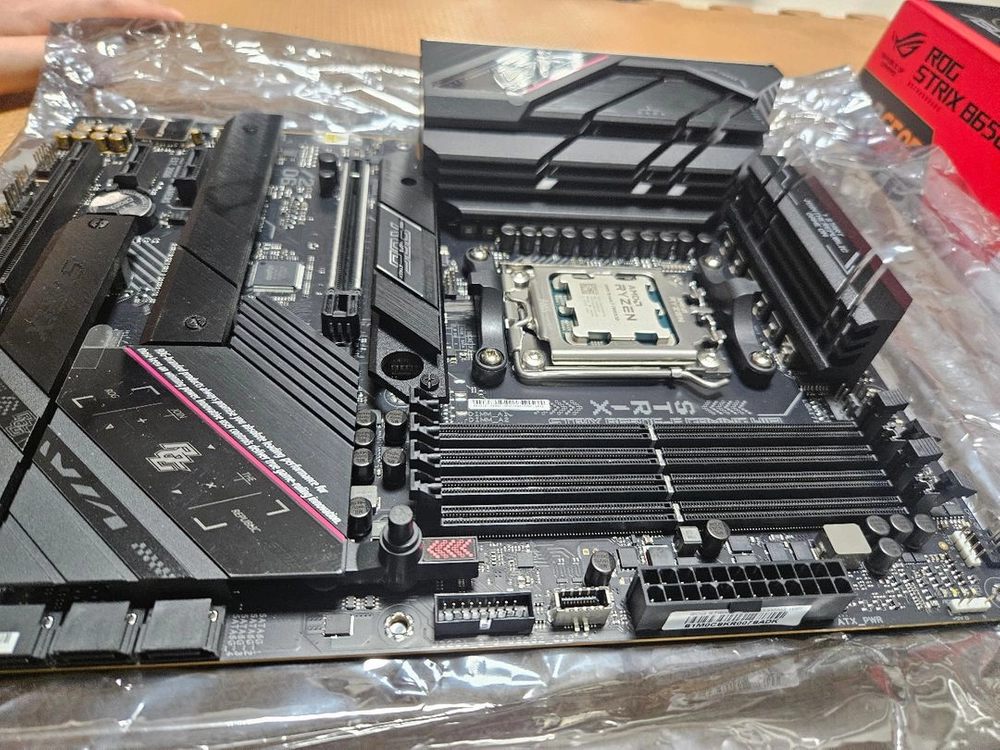 라이젠 7800X3D, STRIX B650E-F WIFI 보드셋 팝니다 이미지