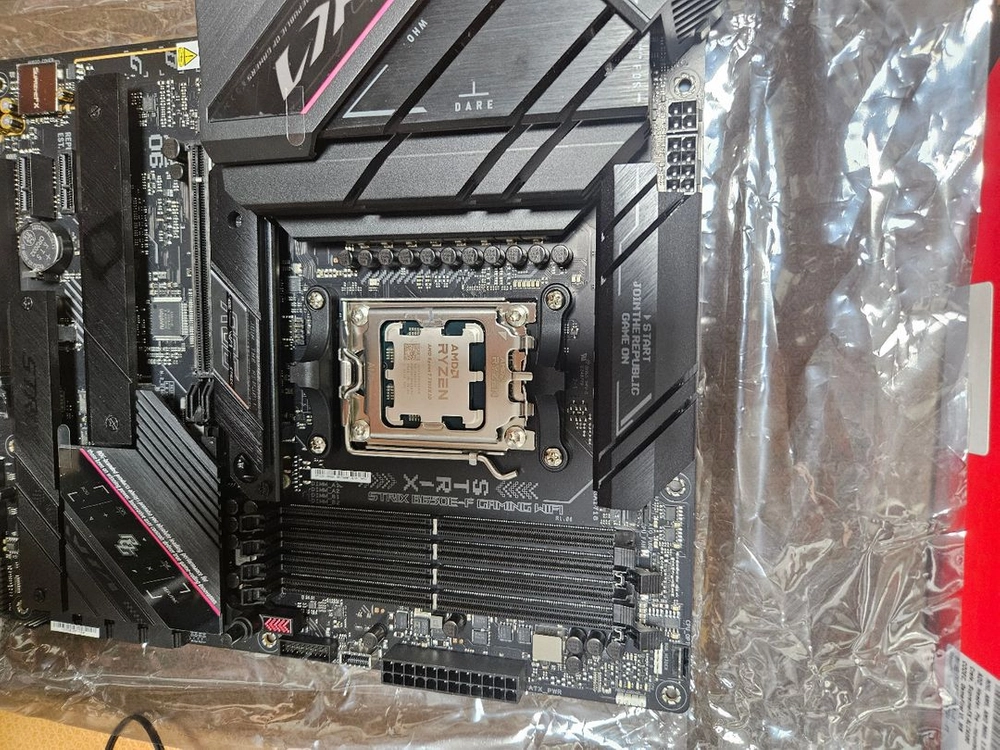 라이젠 7800X3D, STRIX B650E-F WIFI 보드셋 팝니다 이미지
