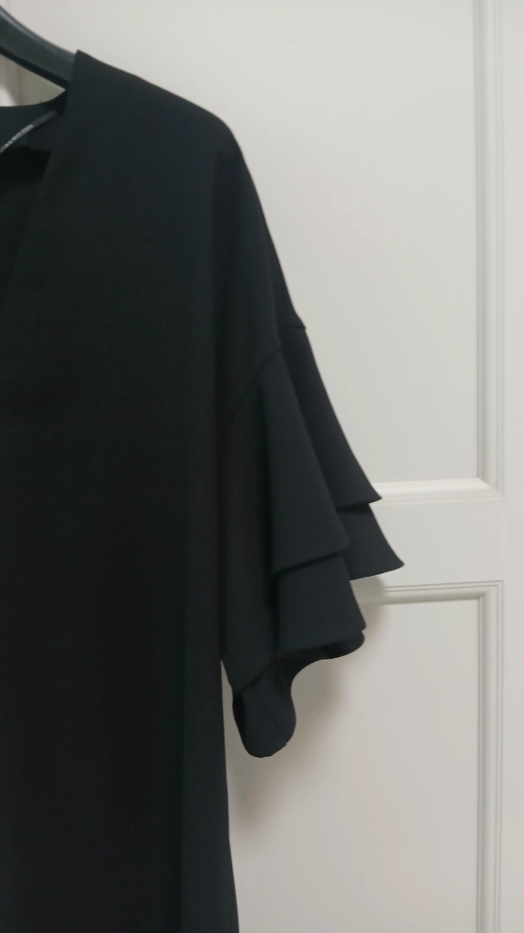 ZARA WOMAN 블랙 원피스 S(새상품급) 이미지