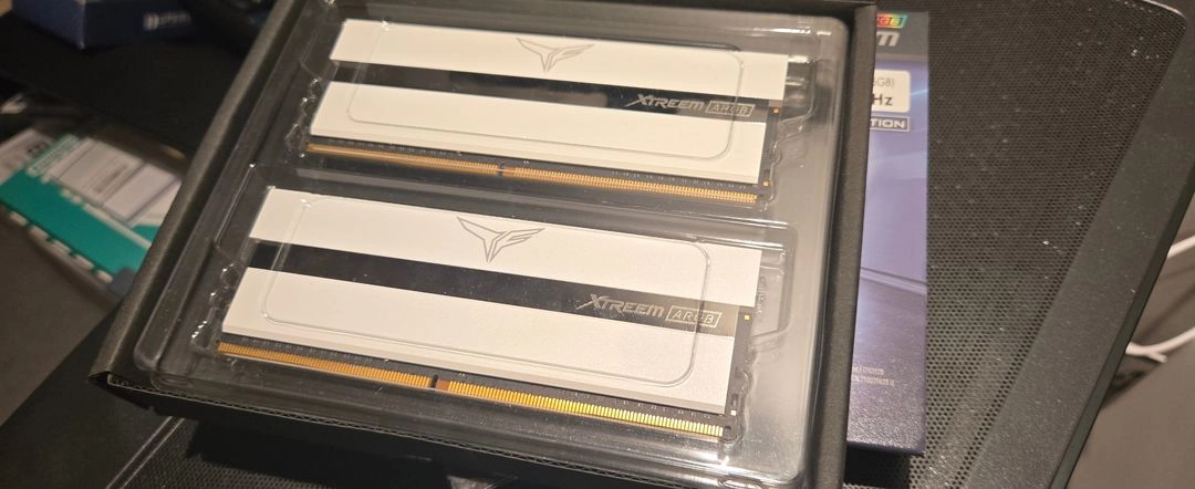 팀그룹 익스트림 ddr4 3600 32gb 이미지