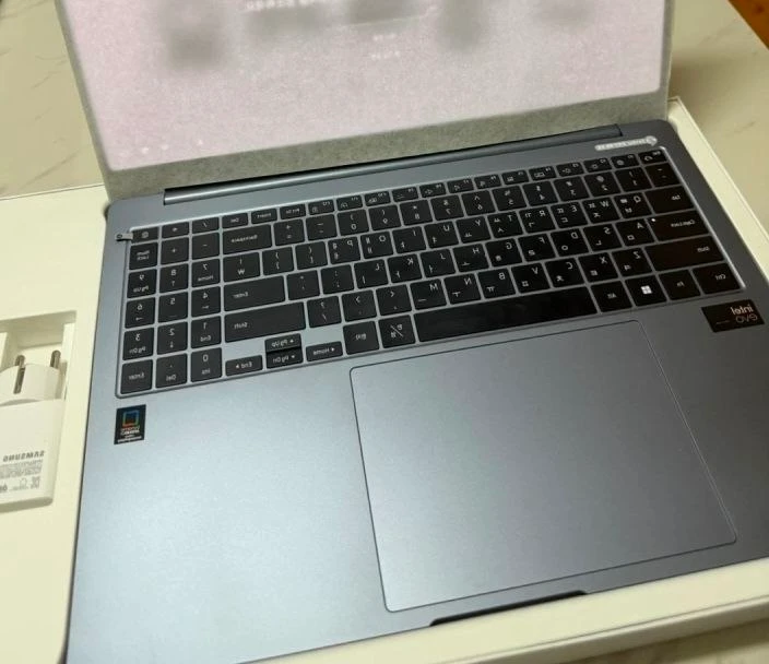 삼성 갤럭시북4 프로 16인치(512gb,16gb) 이미지