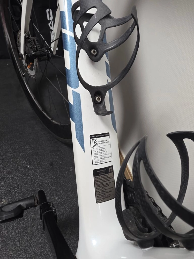 자이언트 TCR 어드밴스 1 kom 105 di2 화이트 M/L + 아비아브 에이온 카본휠셋 이미지